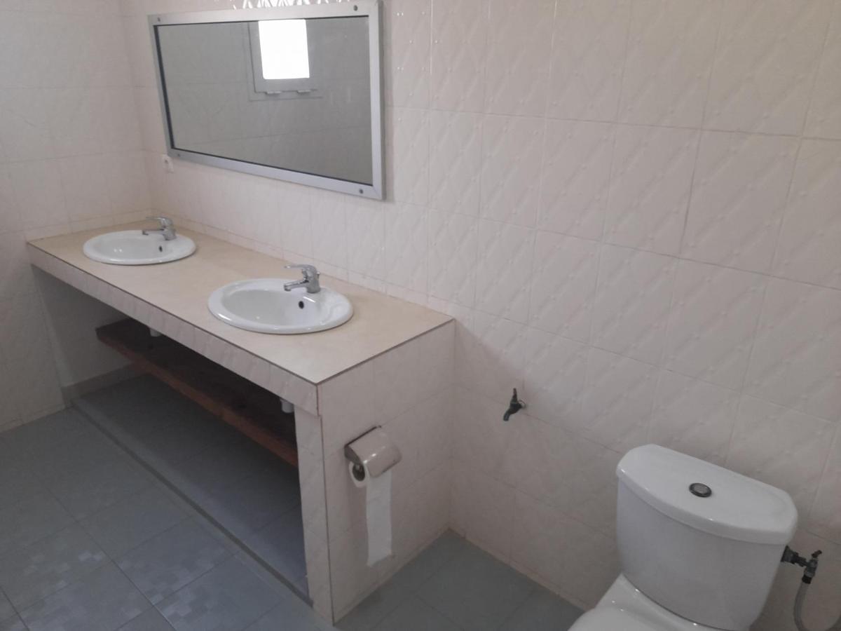 Appartement Familial Spacieux Avec Climatisation Ziguinchor Εξωτερικό φωτογραφία