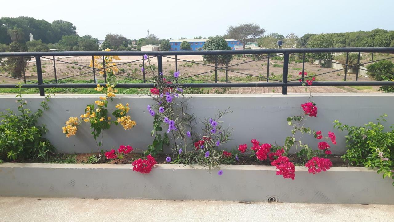 Appartement Familial Spacieux Avec Climatisation Ziguinchor Εξωτερικό φωτογραφία